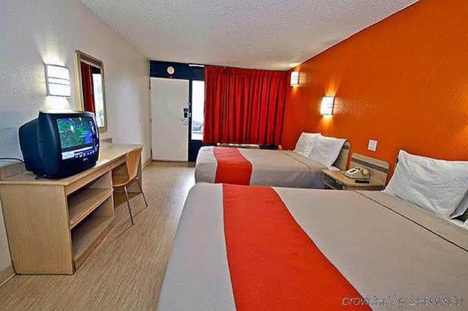 Motel 6-Little Rock, Ar - West エクステリア 写真