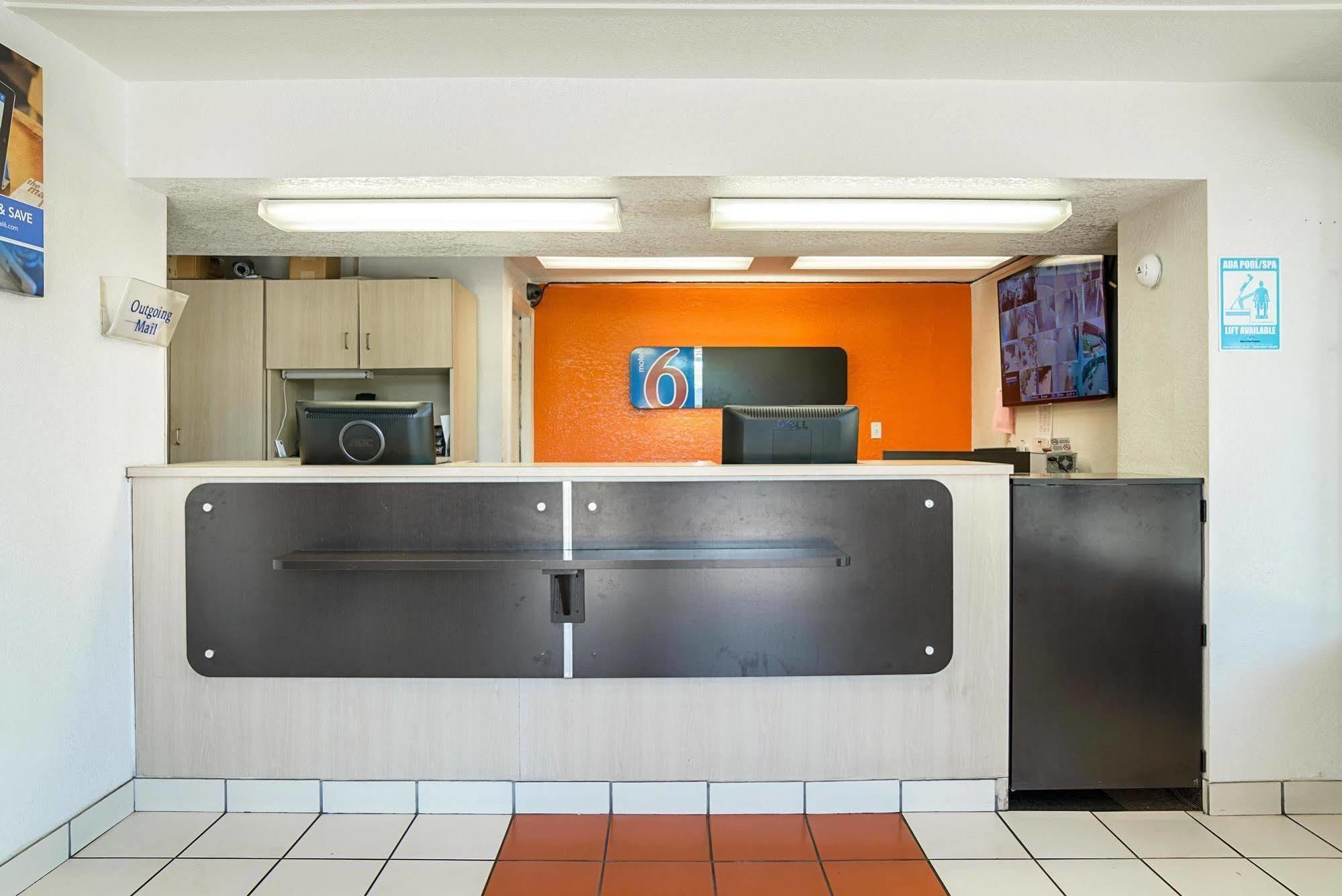Motel 6-Little Rock, Ar - West エクステリア 写真